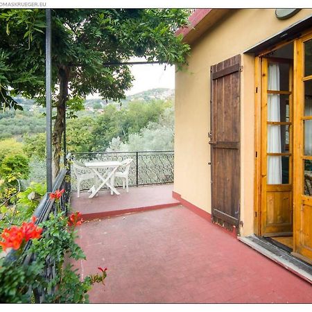 Rifugio Valentina Villa Uscio ภายนอก รูปภาพ